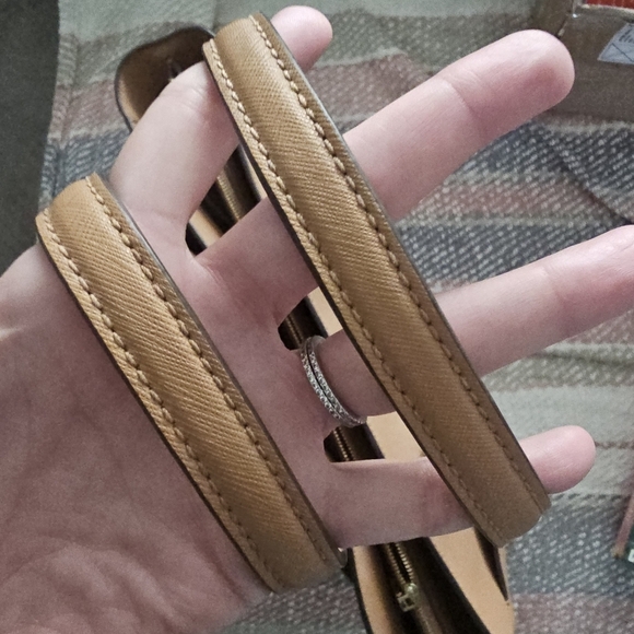 Tory Burch Tan Robinson Tote Bag w/ Extra Bag Charm - Picture 12 of 13